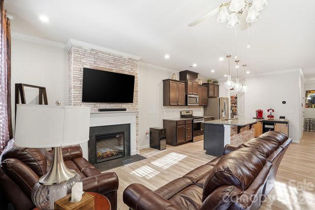 16038 Red Buckeye Lane, Huntersville, NC 28078