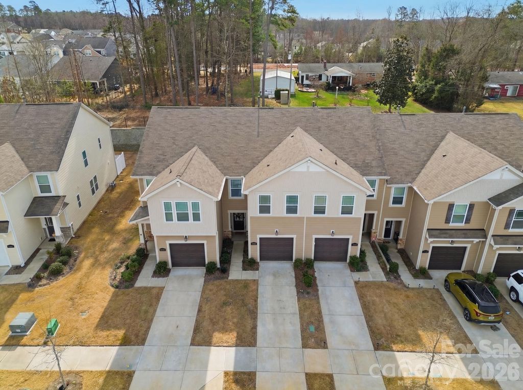 16038 Red Buckeye Lane, Huntersville, NC 28078