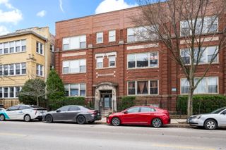 829 W Lawrence Avenue 3, Chicago, IL 60640