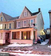 121 1ST AVE, Altoona, PA 16602