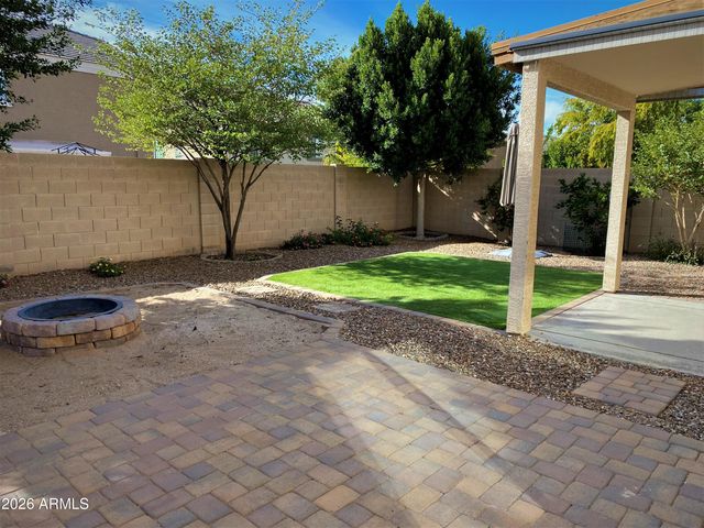 2345 W SKINNER Drive, Phoenix, AZ 85085