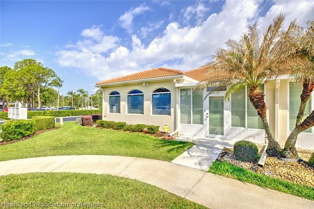 5729 Hampton Woods Boulevard, Sebring, FL 33872