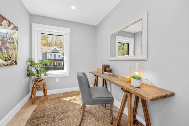 442 Lowell Ave, Newton, MA 02460