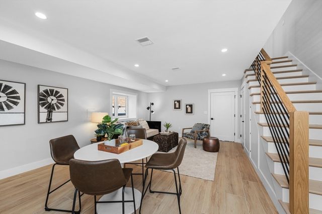 442 Lowell Ave, Newton, MA 02460