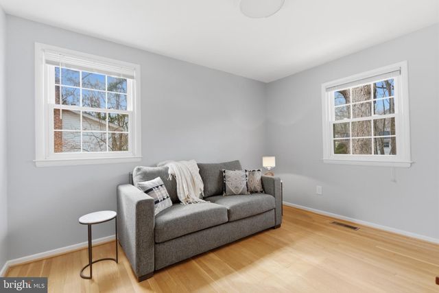 2410 DREXEL ST, Vienna, VA 22180