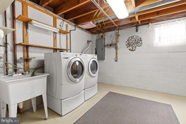 2410 DREXEL ST, Vienna, VA 22180