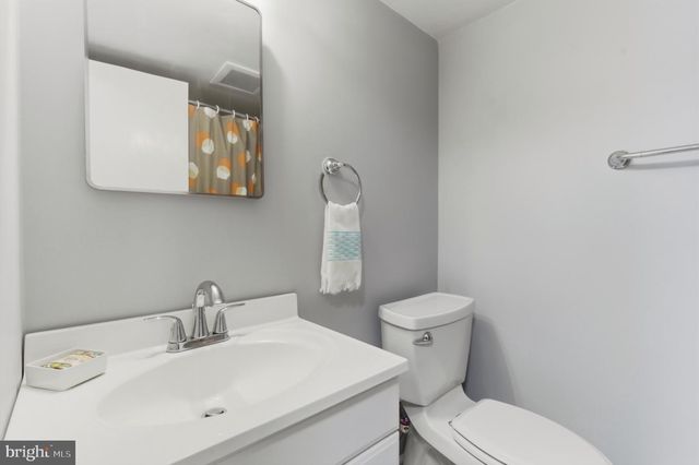 2410 DREXEL ST, Vienna, VA 22180