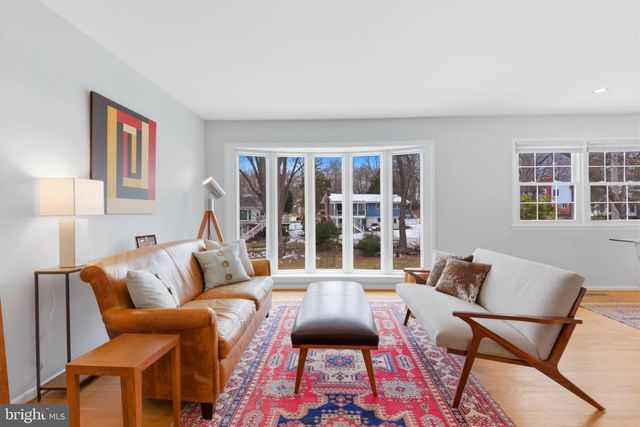 2410 DREXEL ST, Vienna, VA 22180