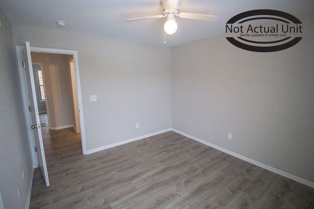 1604 CITADEL DR, Columbia, MO 65202