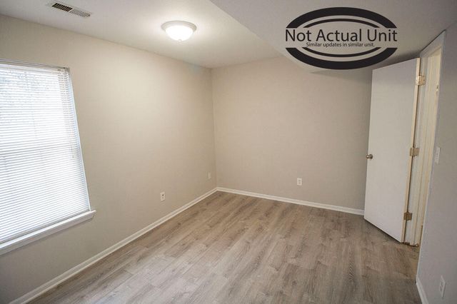 1604 CITADEL DR, Columbia, MO 65202