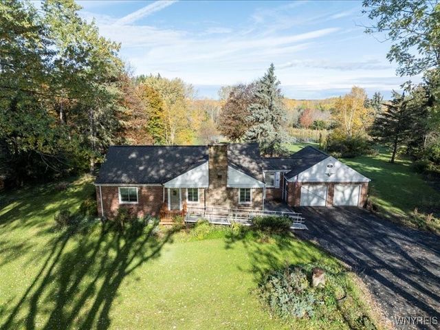 371 Rice Road, Elma, NY 14059
