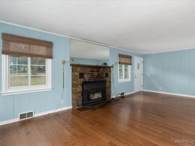 371 Rice Road, Elma, NY 14059