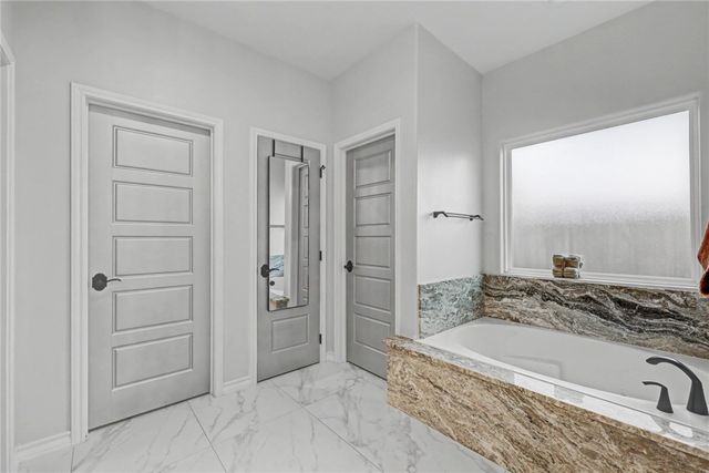 6826 Northwind Dr, Corpus Christi, TX 78414