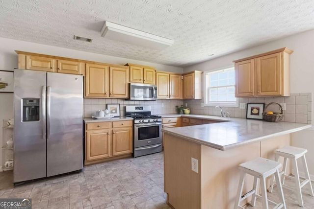 512 Stoneland Place, Lawrenceville, GA 30046