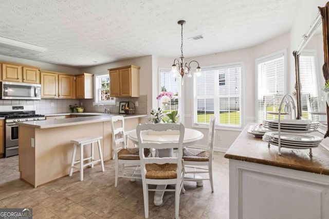 512 Stoneland Place, Lawrenceville, GA 30046