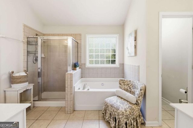 512 Stoneland Place, Lawrenceville, GA 30046