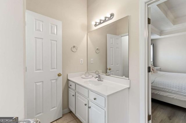 512 Stoneland Place, Lawrenceville, GA 30046