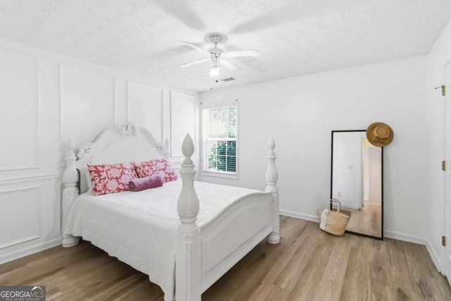 512 Stoneland Place, Lawrenceville, GA 30046