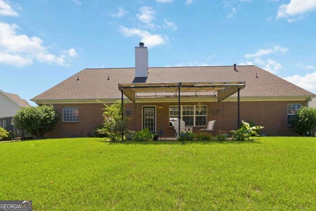 512 Stoneland Place, Lawrenceville, GA 30046
