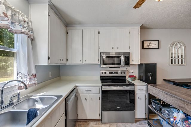 18622 Hawkins Church Rd, Dinwiddie, VA 23841