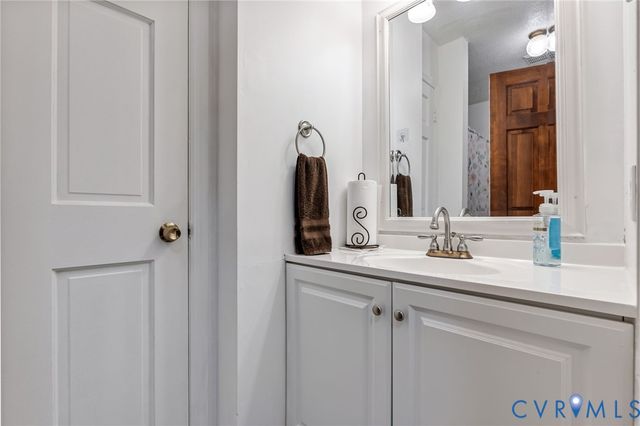 18622 Hawkins Church Rd, Dinwiddie, VA 23841