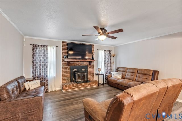 18622 Hawkins Church Rd, Dinwiddie, VA 23841