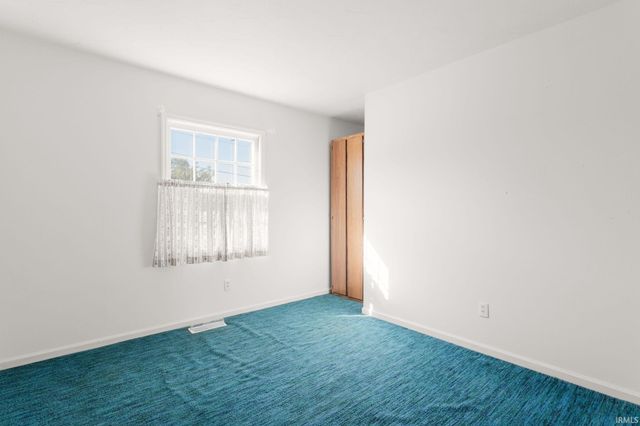 412 E Hively Avenue, Elkhart, IN 46517