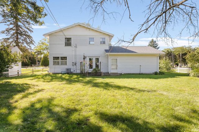 412 E Hively Avenue, Elkhart, IN 46517
