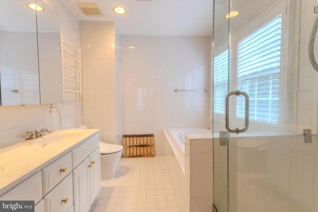 1227 FIDLER LN, Silver Spring, MD 20910