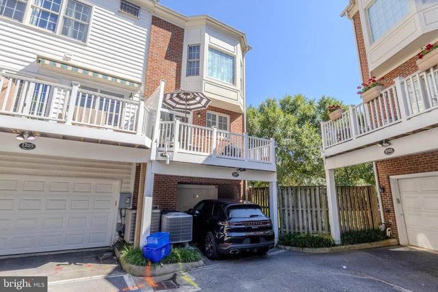 1227 FIDLER LN, Silver Spring, MD 20910