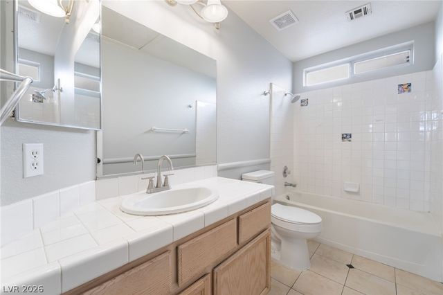 122 Red Coral Drive, Henderson, NV 89002