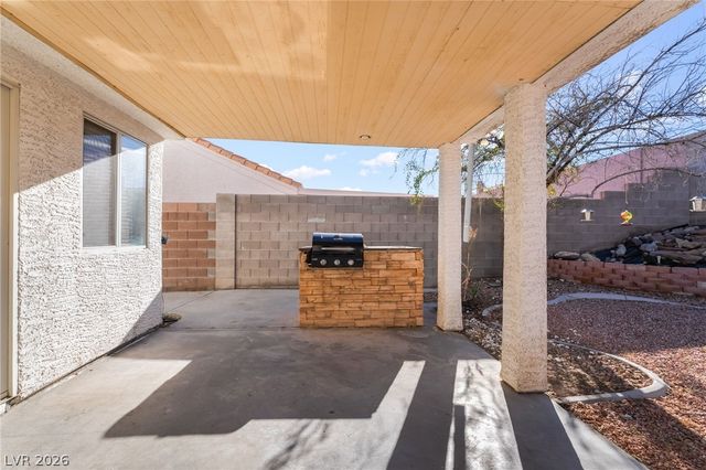 122 Red Coral Drive, Henderson, NV 89002