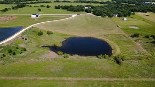 524 Jrc Road, Gainesville, TX 76240
