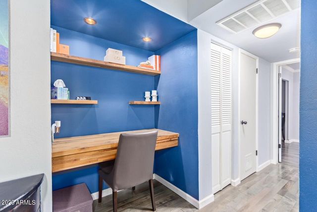 2532 W berridge Lane e204, Phoenix, AZ 85017