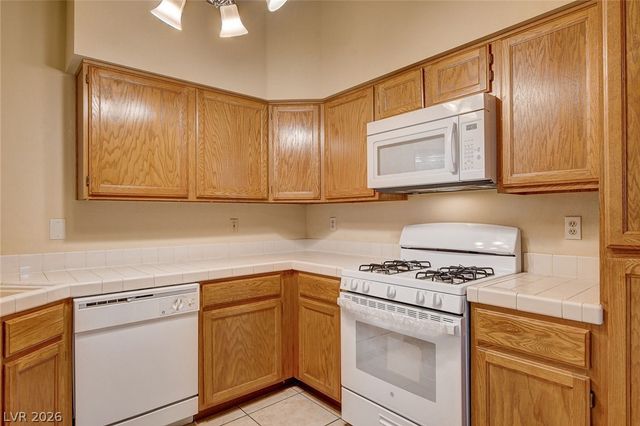 2837 Autumn Haze Lane, Las Vegas, NV 89117