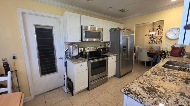 1707 SW 19TH Court, Boynton Beach, FL 33426