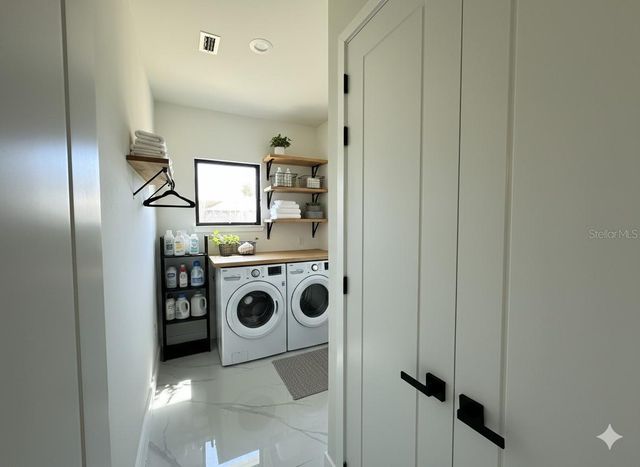 1939 ALLIANCE AVENUE, North Port, FL 34286