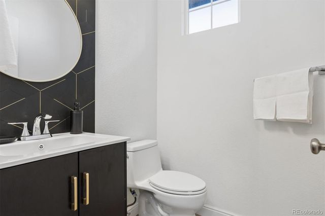 17141 E Neu Towne Parkway, Parker, CO 80134