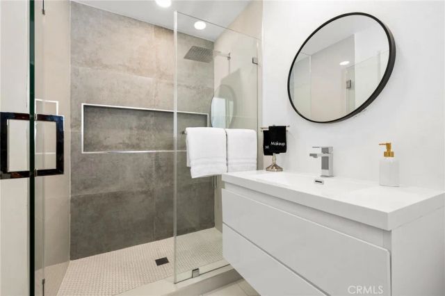 3030 E Vincentia, Palm Springs, CA 92262