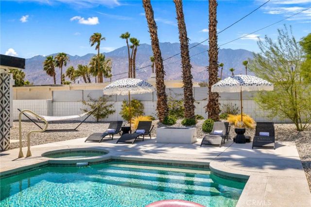 3030 E Vincentia, Palm Springs, CA 92262