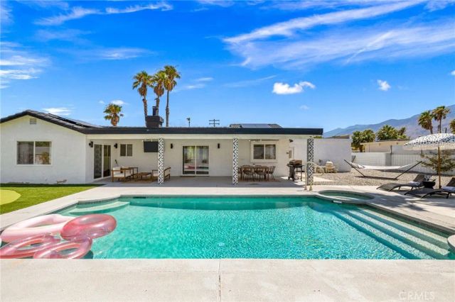 3030 E Vincentia, Palm Springs, CA 92262