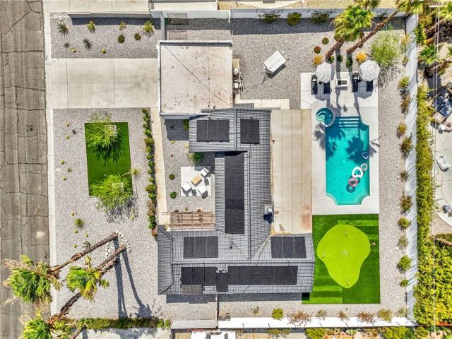 3030 E Vincentia, Palm Springs, CA 92262
