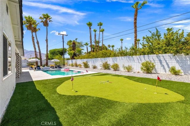 3030 E Vincentia, Palm Springs, CA 92262