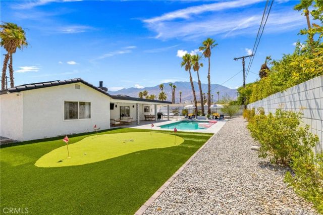 3030 E Vincentia, Palm Springs, CA 92262