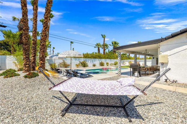3030 E Vincentia, Palm Springs, CA 92262