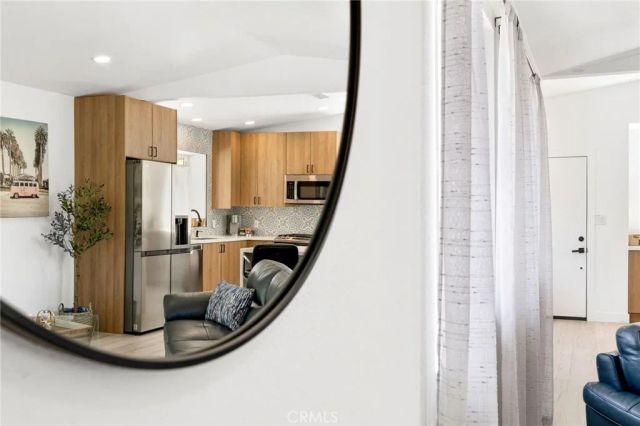 3030 E Vincentia, Palm Springs, CA 92262