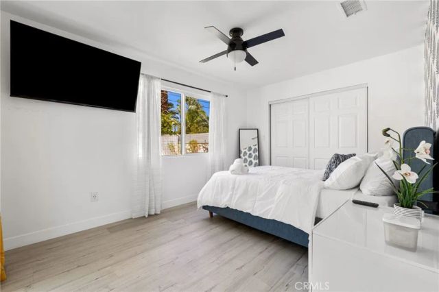 3030 E Vincentia, Palm Springs, CA 92262