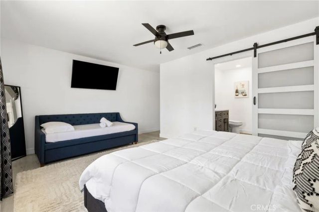 3030 E Vincentia, Palm Springs, CA 92262