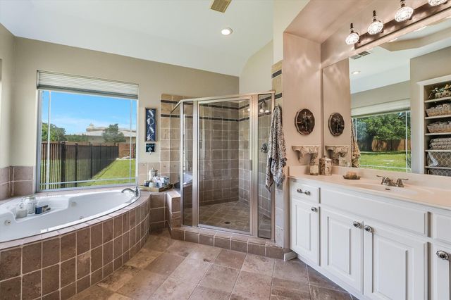 108 High Plains TRL, Spicewood, TX 78669