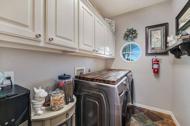108 High Plains TRL, Spicewood, TX 78669